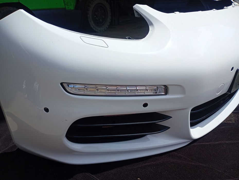 Panamera pára choques