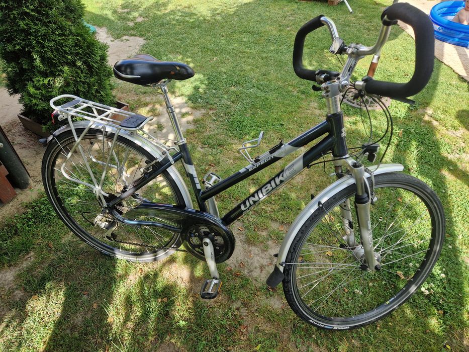 Rower trekingowy unibike expedition kola 28 rama 17