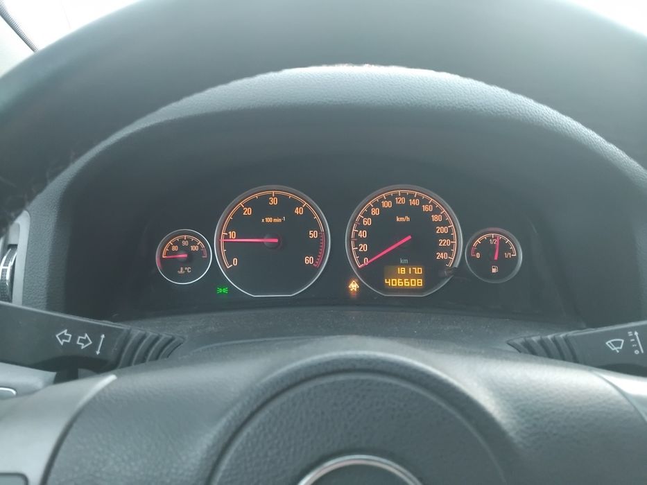 Opel Vecrta 1.9 CDTI