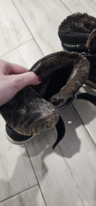 Тёплые,качественные ,детские зимние ботинки