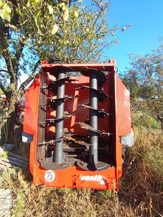 Rozrzutnik jeantil  13.10 Evr , 2011 rok 10t ton