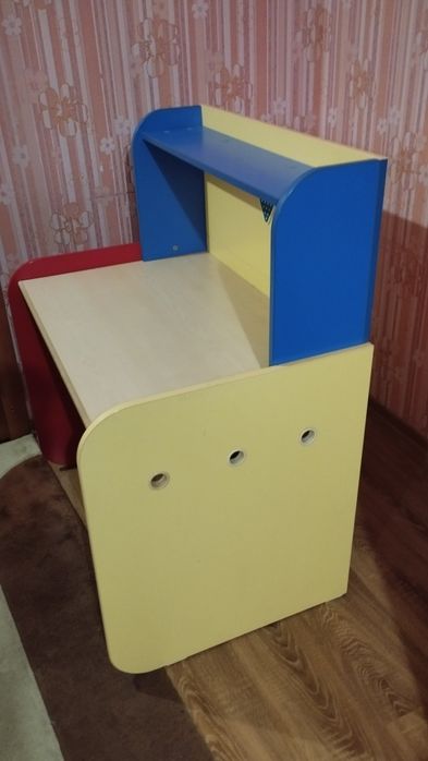 Парта турецької фірми CILEK