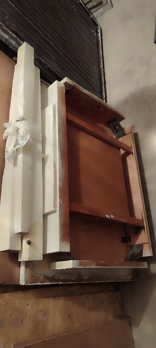 Стіл дерев'яний б/у