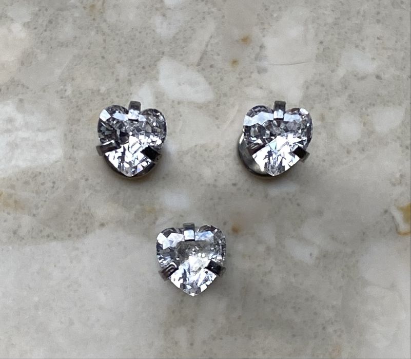 Unisex labret serce 8 mm 16 G kolczyk piercing Tytan