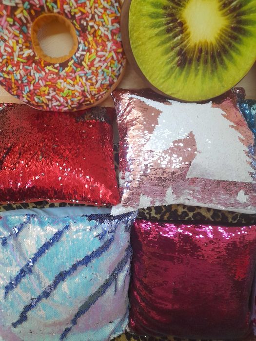 Декоративные подушки и наволочки