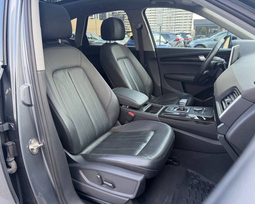 Продаж Audi Q5 Quattro