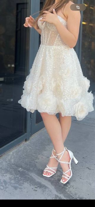 Вечірнє плаття на випускний