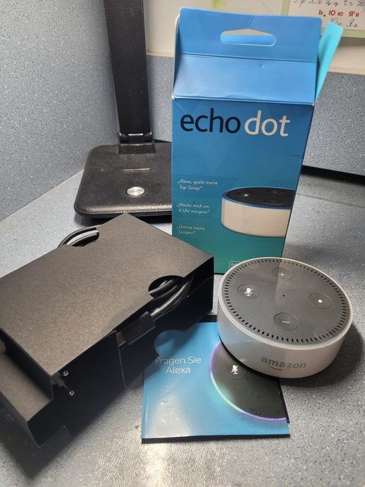 Умная колонка Amazon echo dot