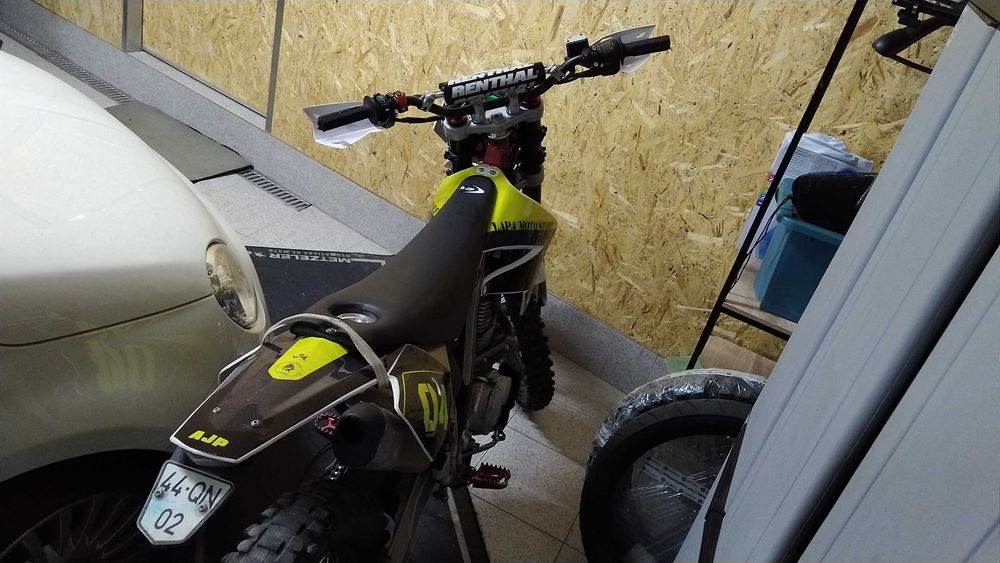 AJP PR4 240 Enduro