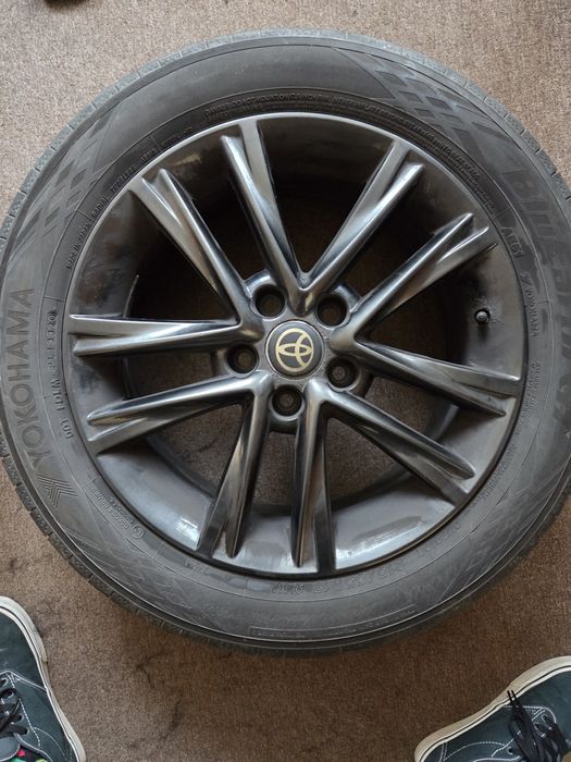 Koła 17" Toyota | Opony Yokohama 215/55 R17 | Rok 2020