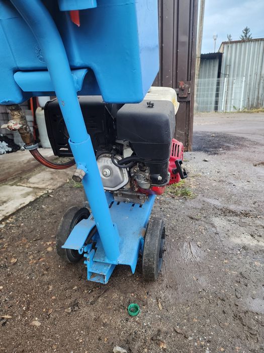 Piła spalinowa do asfaltu samojezdna HONDA