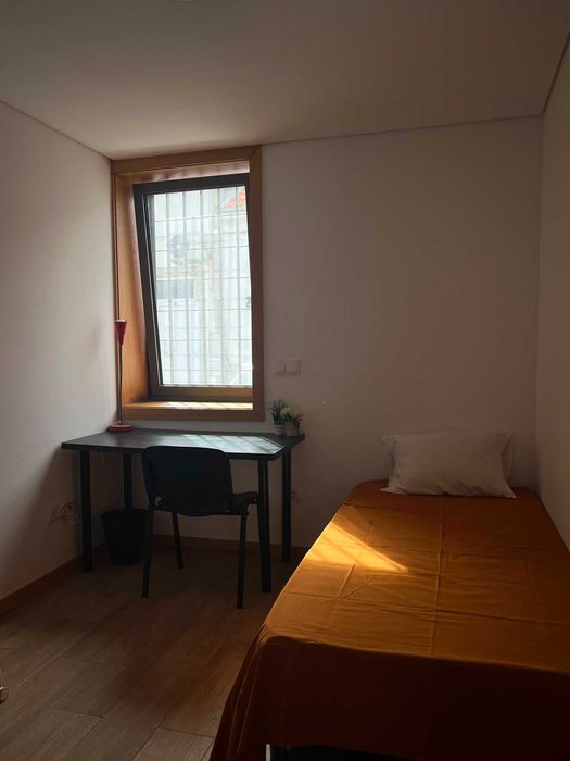 Quarto singular para alugar a estudantes em Paranhos, Porto