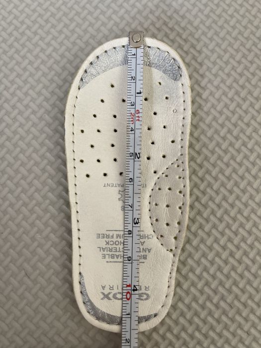 Buciki dziecięcy GEOX rozm 18 do nauki chodzenia