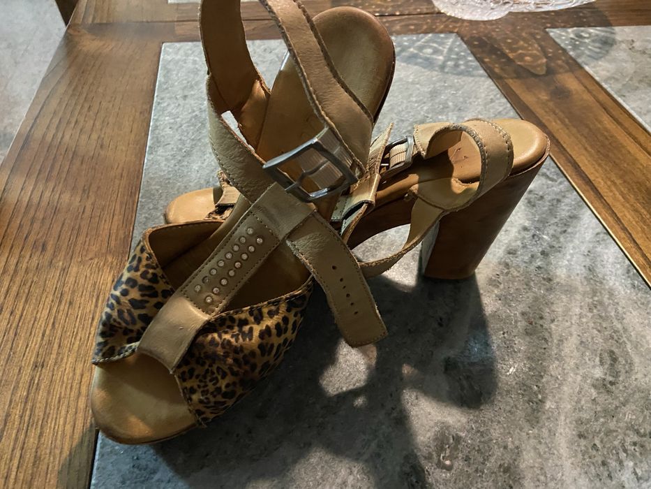 Sandalias Leoparfo  38
