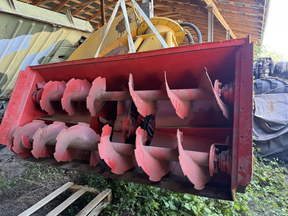 Снегоуборочная машина фрс 200