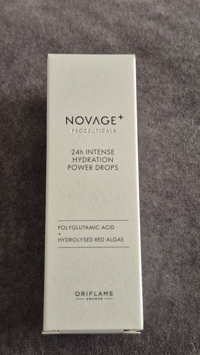 Serum intensywnie nawilżające Novage+ Proceuticals 24h Oriflame
