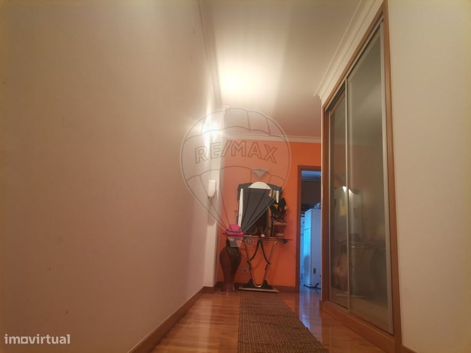 Apartamento T4 para venda