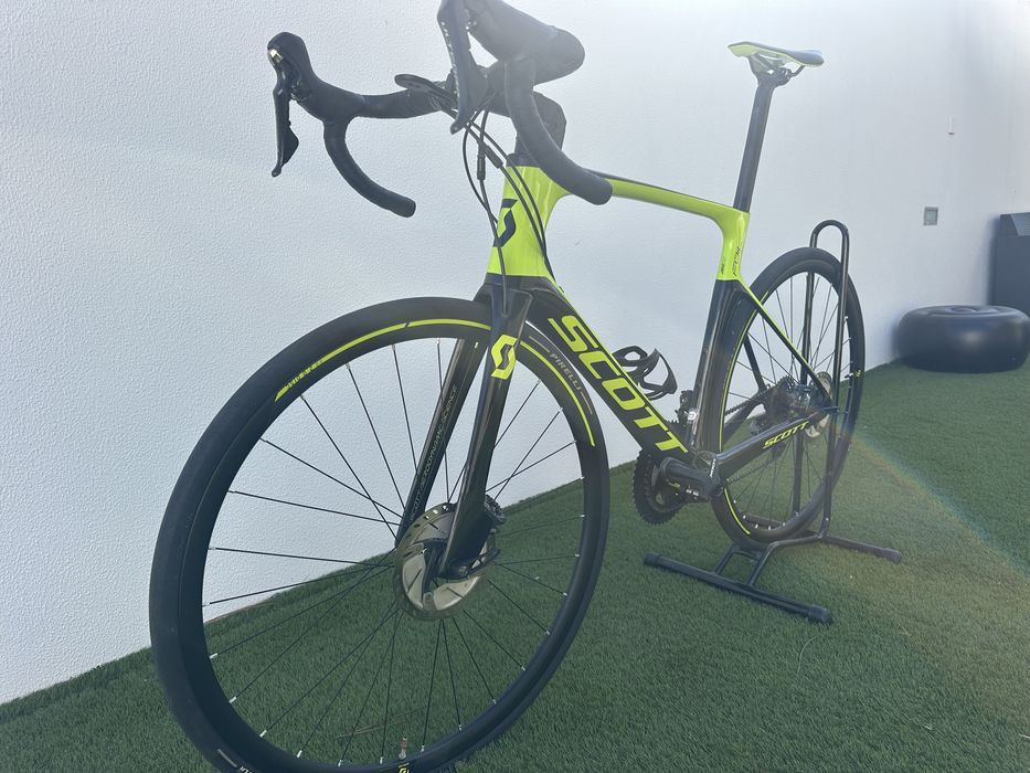 Bicicleta de estarda Scott Foil 20Disc