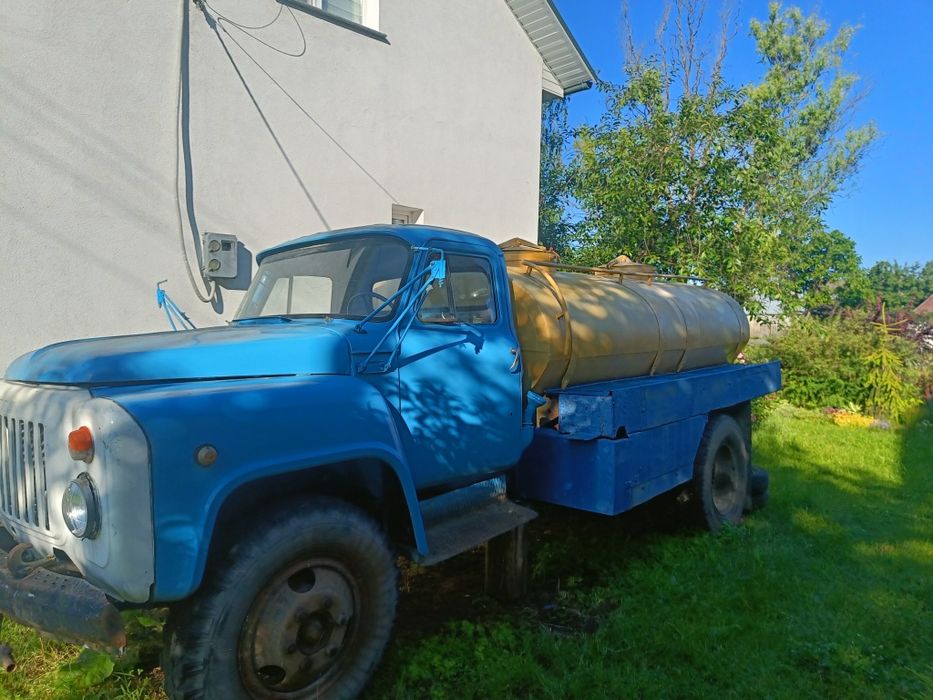 Молоковоз продам