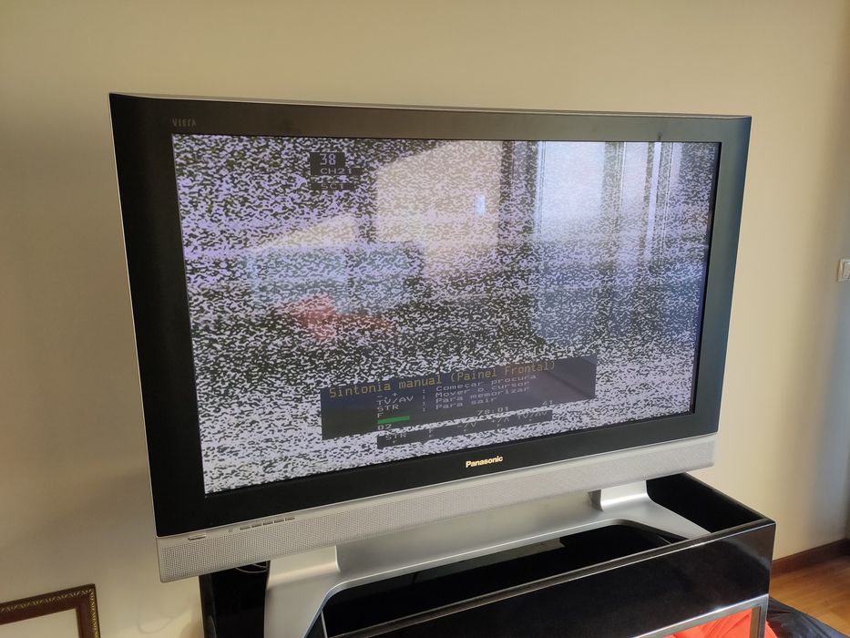 Panasonic 42" TV Model TH-42PA50E, Excellent Condition | Ermesinde64751983211649121