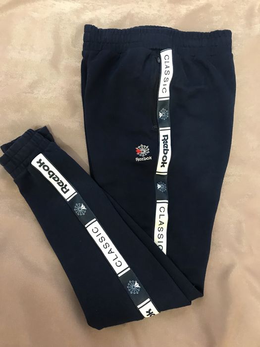 Спортивні штани “Reebok” classic