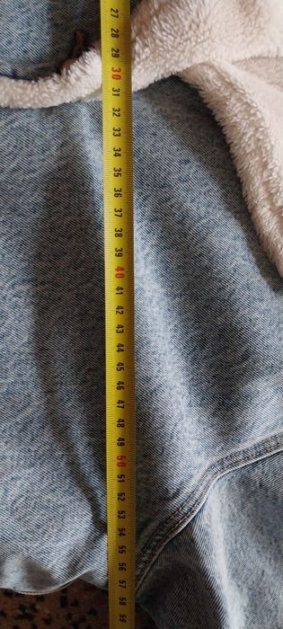 Джинсовая куртка