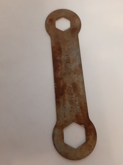 Продам Ключ Гаечный СССР