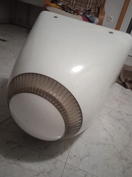 Apple Computer, Old but Functional64553247228291123