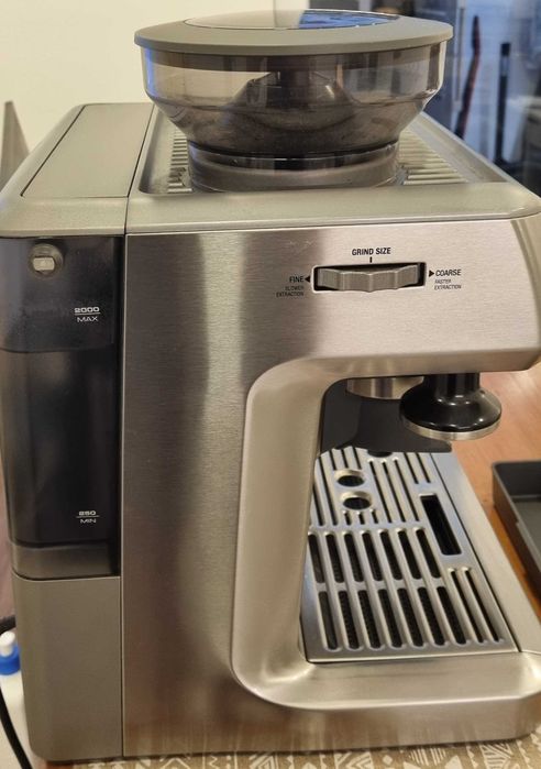 Sage Barista Express – Well-Maintained, Descaled & Deep Cleaned