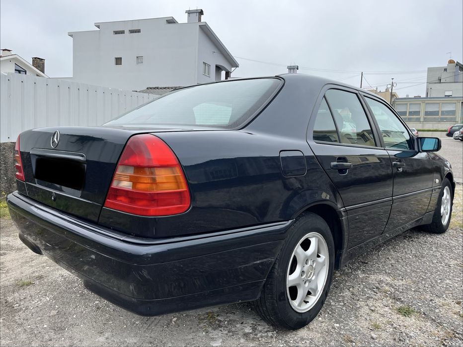 Mercedes Benz C220