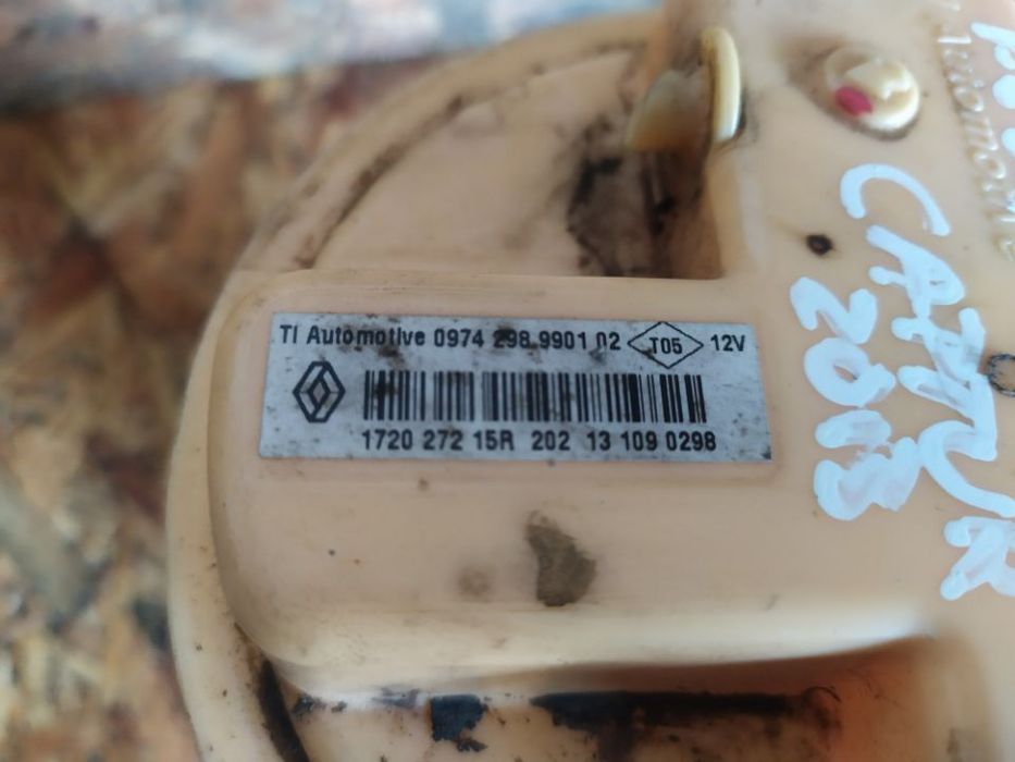 BOMBA / BÓIA DE COMBUSTIVEL RENAULT CAPTUR / CLIO IV 172027215R