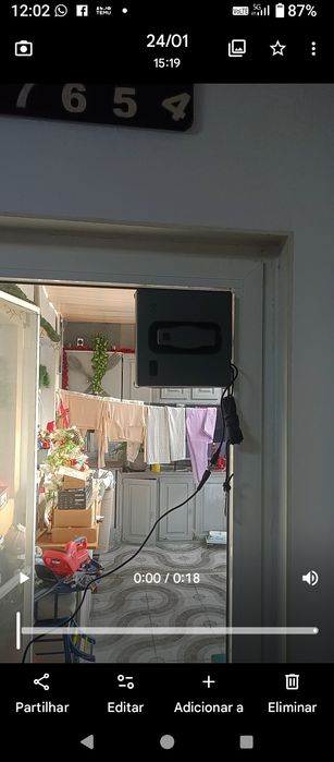 Robô portatil para janelas