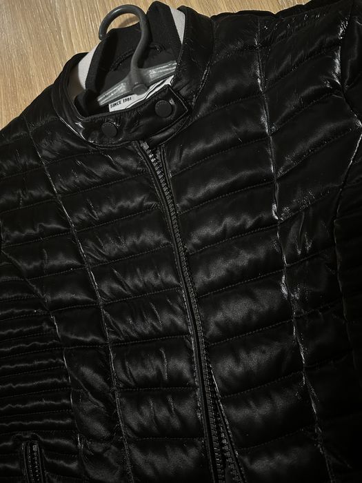 Куртка весна Guees жіноча