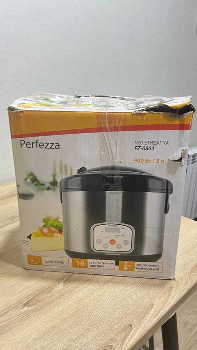 Мультиварка  Perfezza FZ-0804 – 900 Вт