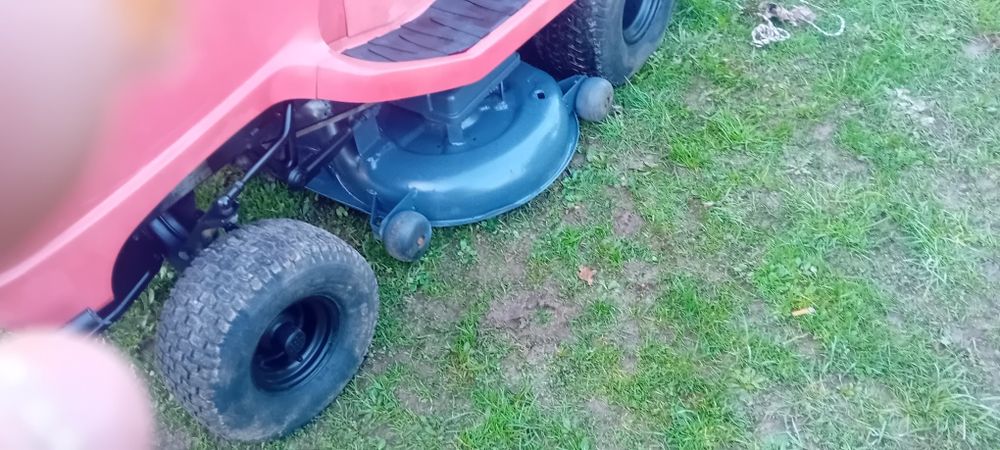 Tractor corta relva 24cv honda hidrostatica