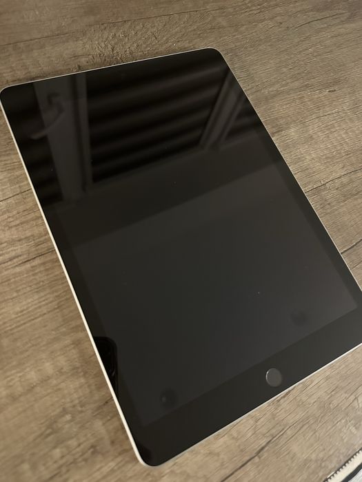 Продам iPad 9 , 64гб