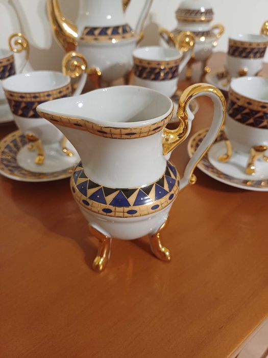 Coffee Cups429088665795962882