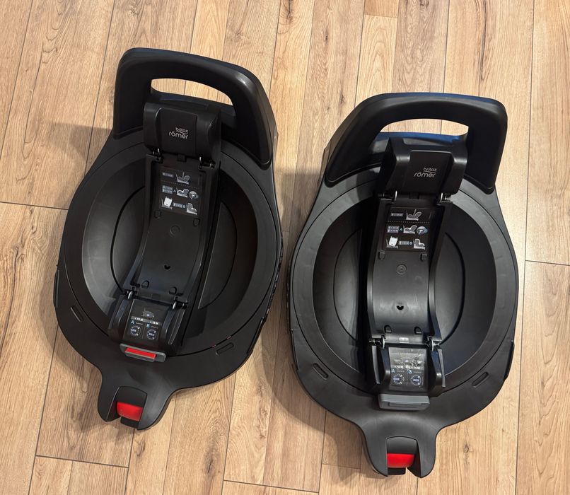 2x baza Britax Romar VARIO 5Z (ZEST)