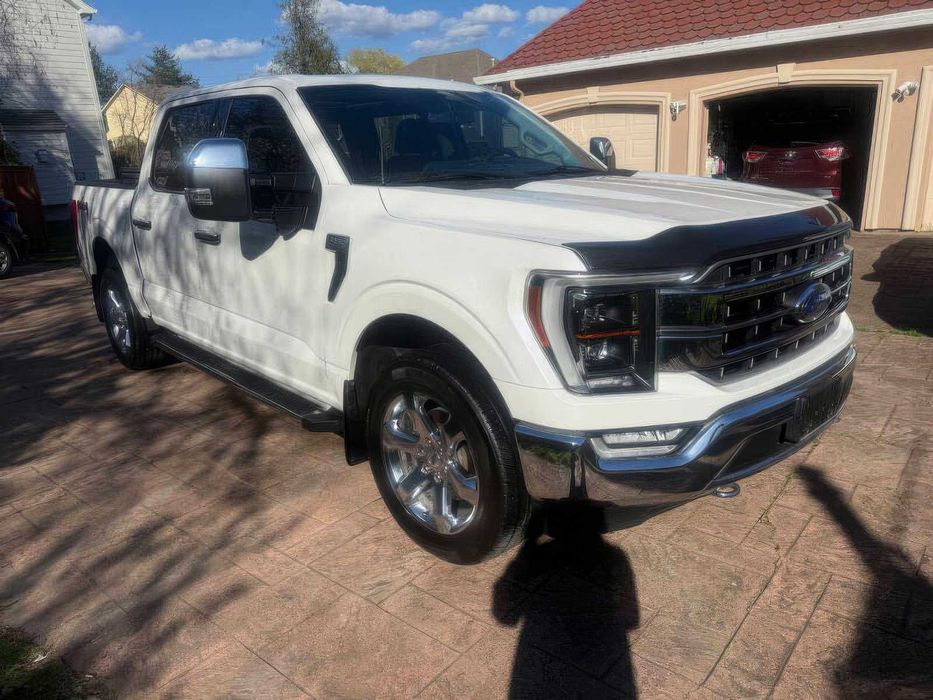 Ford F-150 Lariat      2021