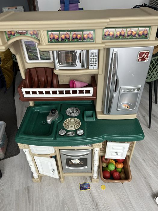 Kuchnia zabawkowa step2step