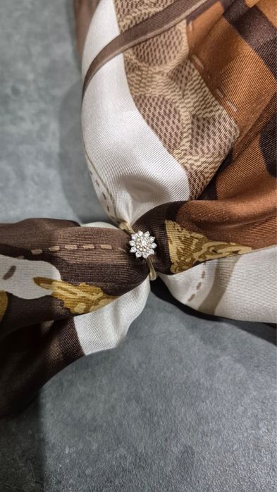 Złoty pierścionek Apart 585 diamenty