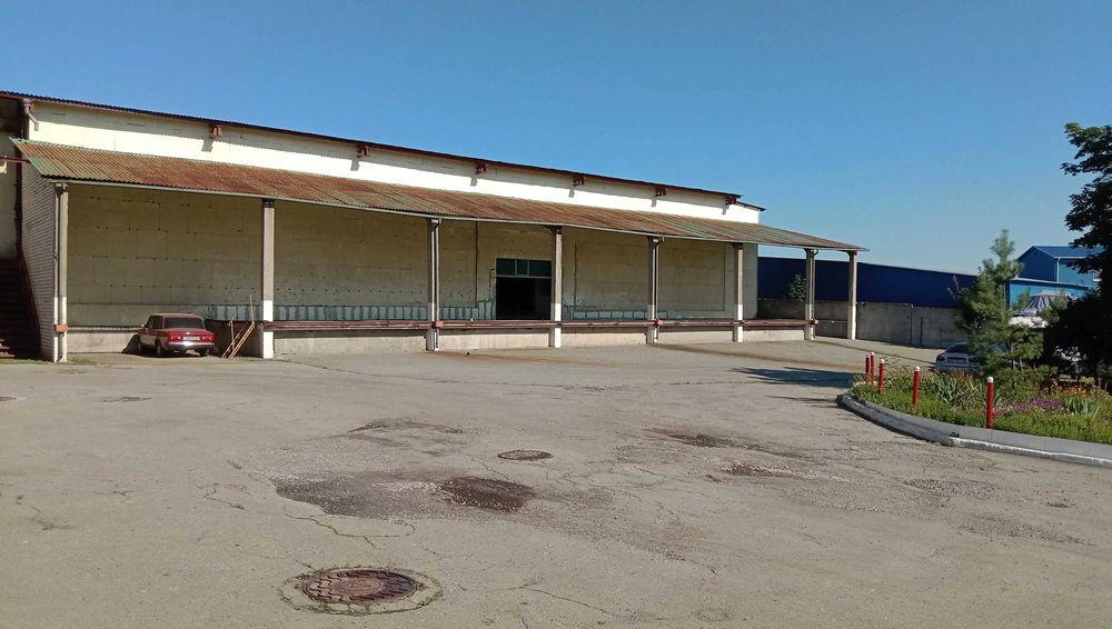 Сдам  склад рампа