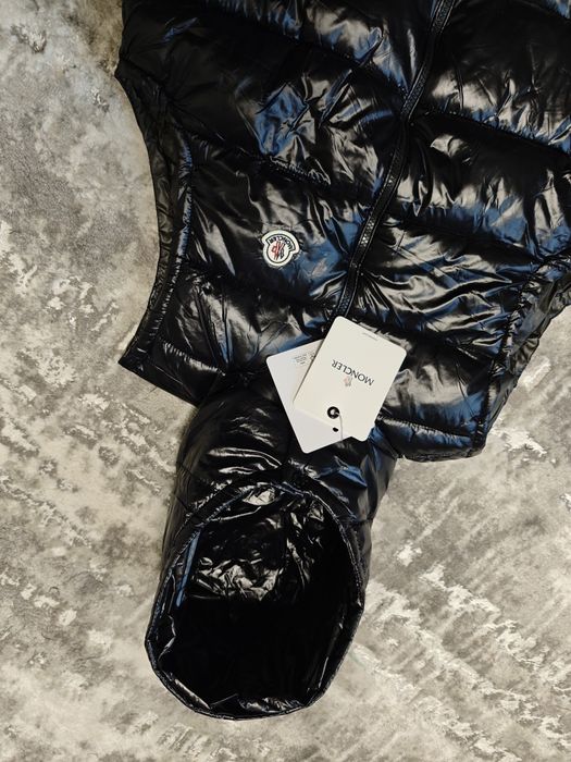 Жилетка/Безрукавка Moncler