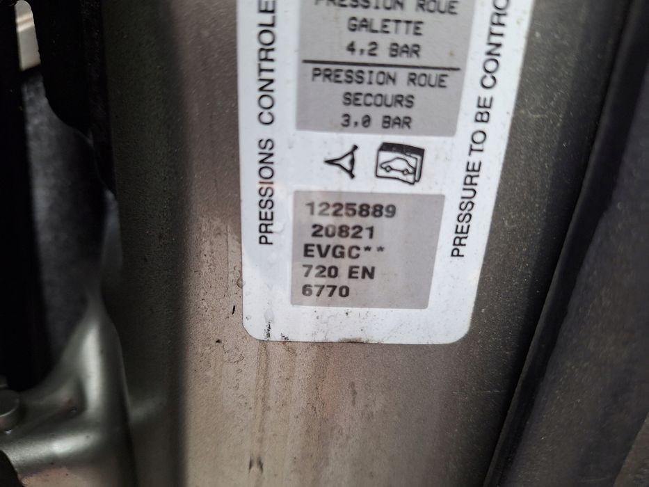 peugeot 5008 i 1 t87 0u 0e 2009-2017 drzwi przód prawe evgc