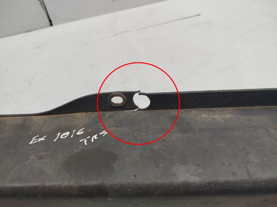 Pára-choques trás MERCEDES-BENZ Vito / Vito Combi (W639)