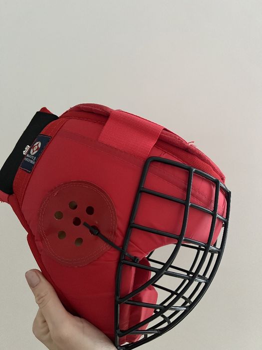 Шолом захист карате