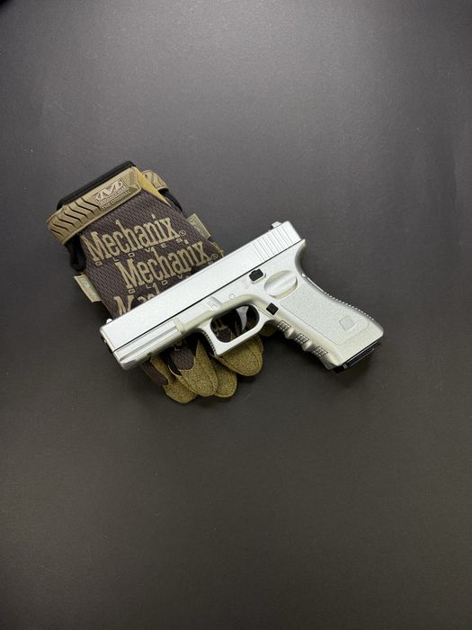 Іграшковий металевий Глок 17 silver - v20