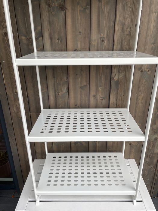 Estante metálica alta Ikea Mulig (descontinuada)