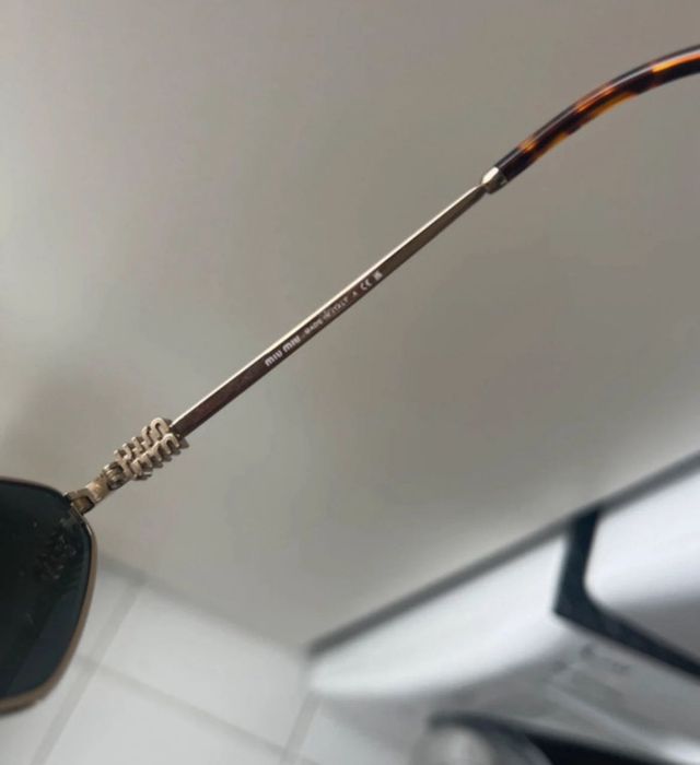 Óculos de sol Miu Miu originais