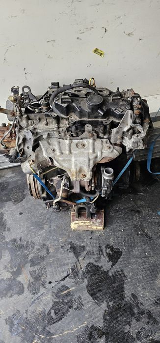 Двигун М9Т DCI Рено мастер Опель мовано с навесним форсунками.
